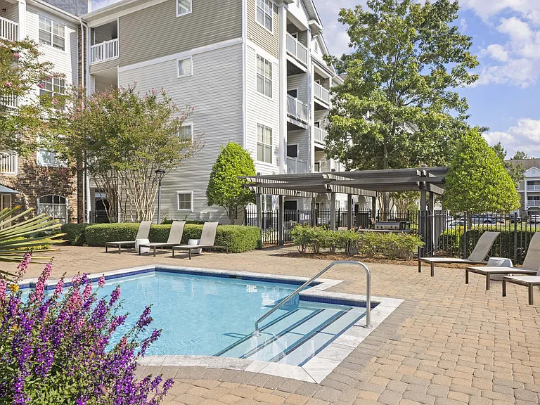 Camden Crest — Photo 24