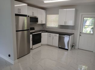 326 SW 1st St, Boca Raton, FL 33432