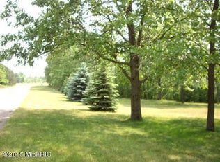 7216 Eagle Heights Dr, Mattawan, MI