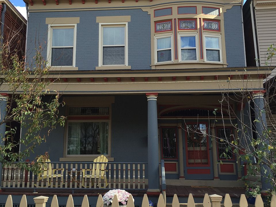 1st image of 922 N Saint Clair St