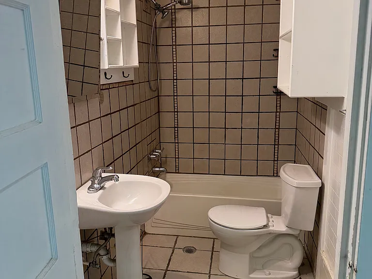 203 New Bern Ave — Photo 10