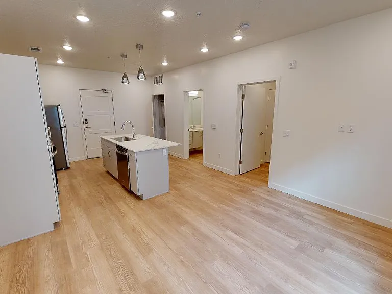 SevenO2 Main Apartments — Photo 107