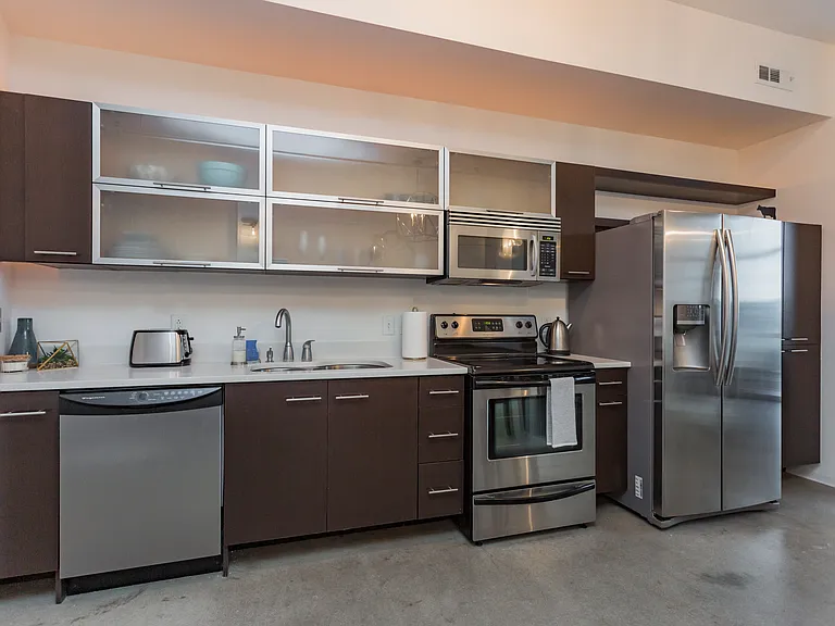 2115 Yeaman Pl #412 — Photo 30