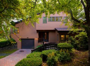 3755 Quechee Main St #13B, Hartford, VT 05047