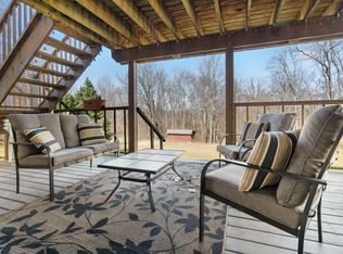 9812 Lawnridge St NE, Bolivar, OH 44612