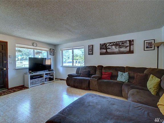 5th image of 8307 S Sheridan Ave