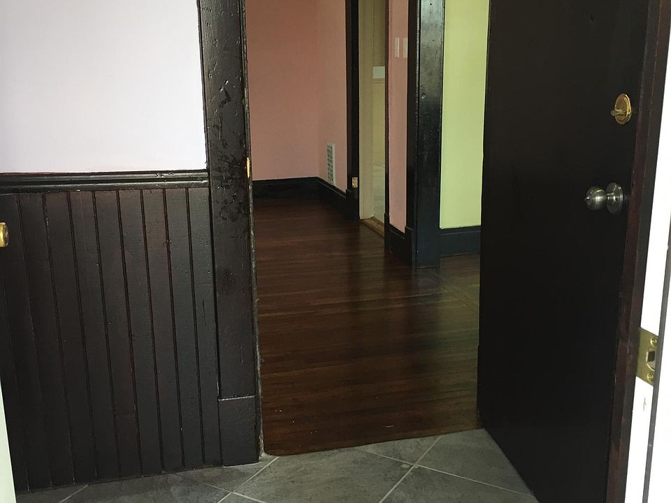 1st image of 85 Westminster Ave H-floor 1