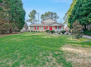 10411 Providence Rd W, Charlotte, NC 28277