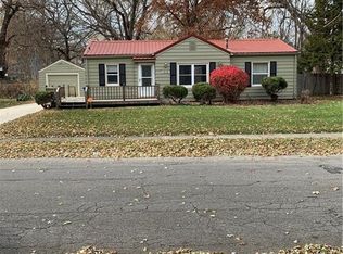 658 39th St, Des Moines, IA 50312