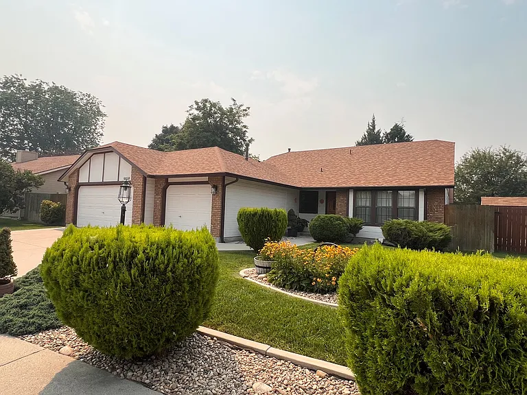 12383 W Sitka Dr — Photo 3