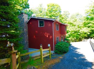 27 Buckeye Rd, Bakersville, NC 28705