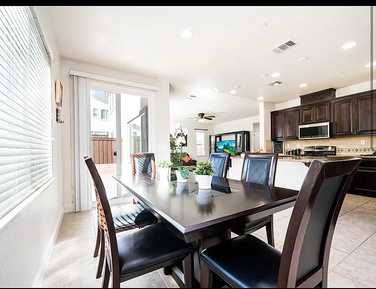 1475 Leonard Ct — Photo 10