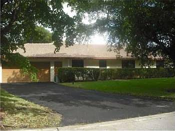 2nd image of 10188 NW 2nd St