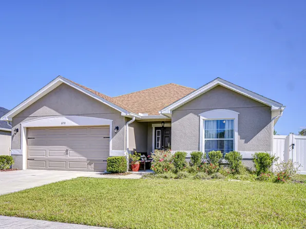 6731 Castle Green Pl, Zephyrhills, FL 33541