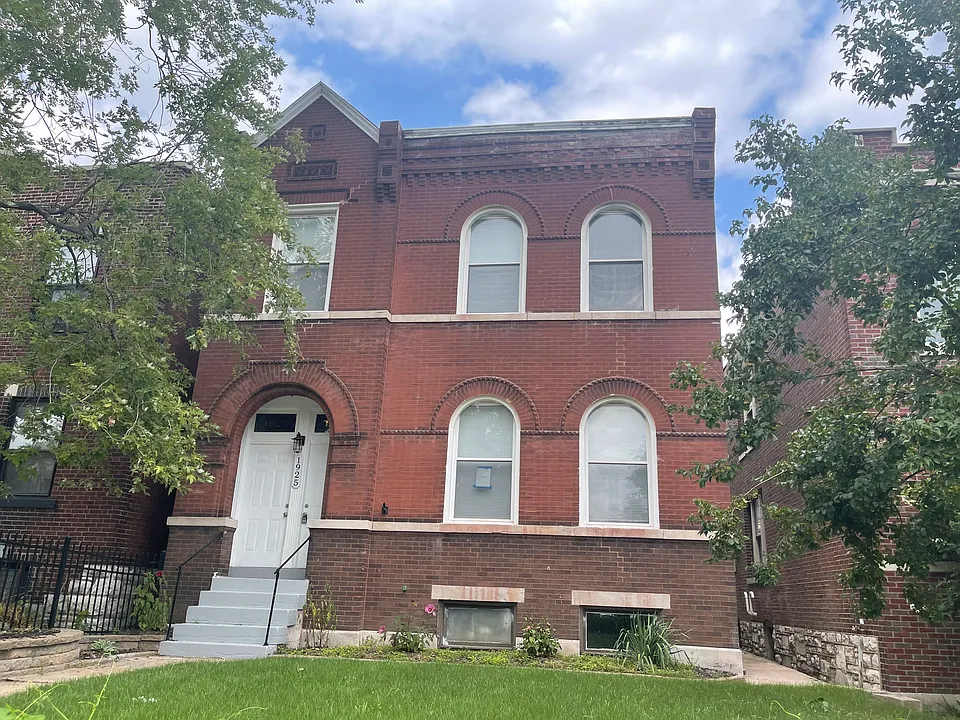 1925 Ann Ave