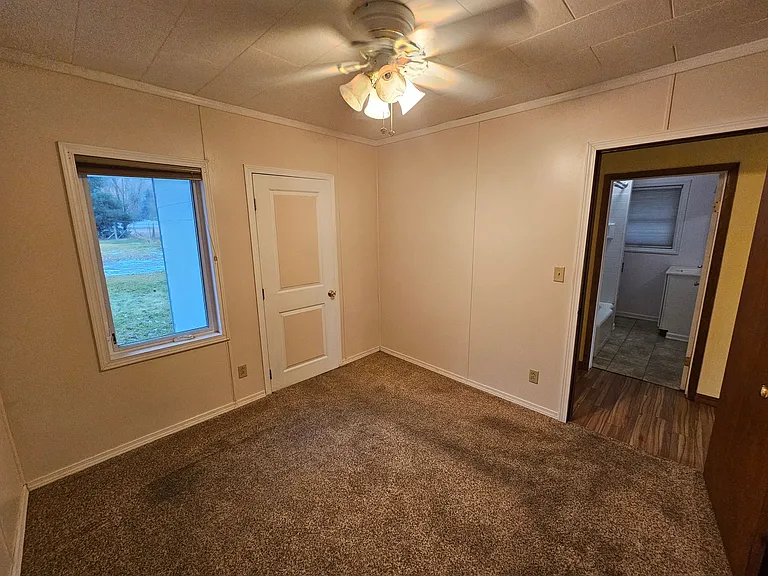 3710 E Chattaroy Rd — Photo 14