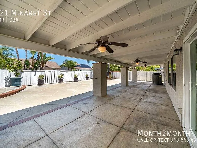 421 Minaret St — Photo 45