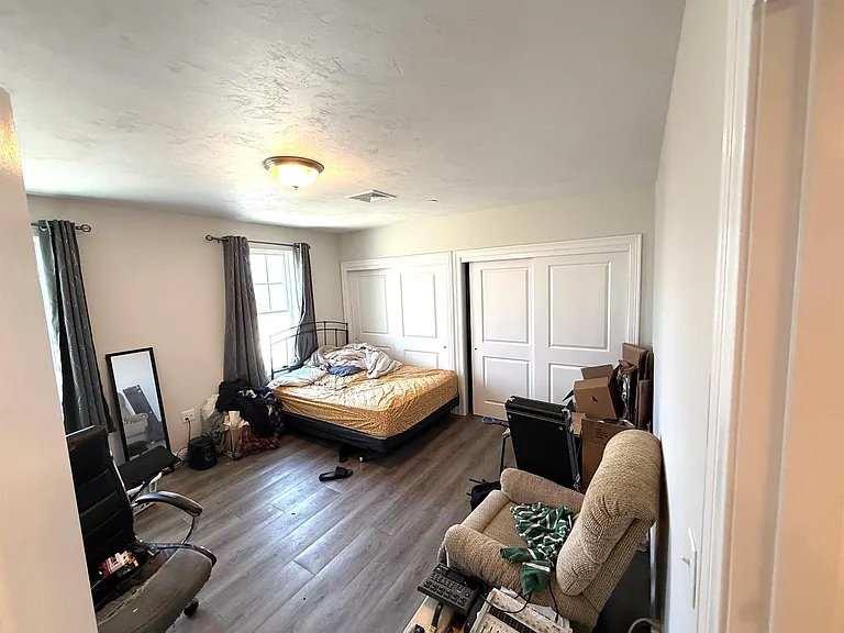 27 1st St #1 — Photo 6