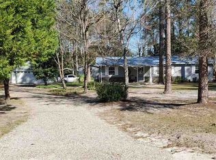 219 Bay Pine Dr, Crawfordville, FL 32327