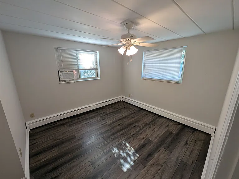 1621 Asmann Ave — Photo 5