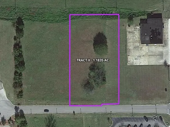 Coulter Dr #2, New Albany, MS 38652