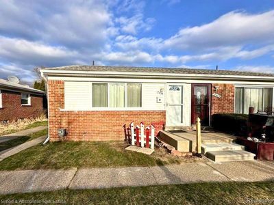 2439 Stieber St, Westland, MI, 48186