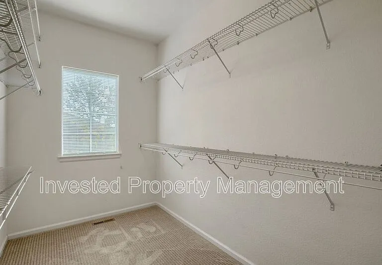 9531 Cedarhurst Ln #D — Photo 15