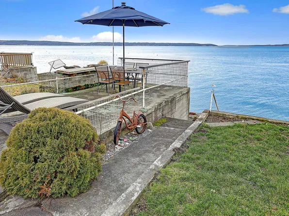 169 Beachwood Ave, Camano Island, WA 98282