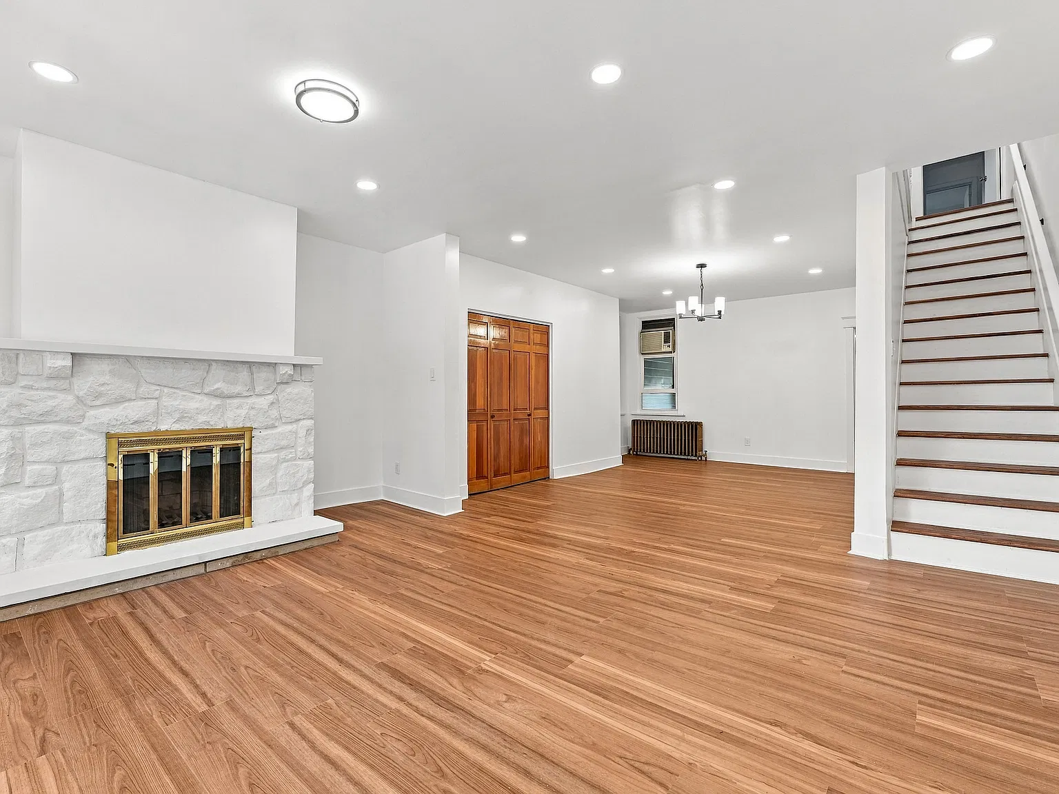 3 bed, 2084 sqft, $2,650 — Photo 4