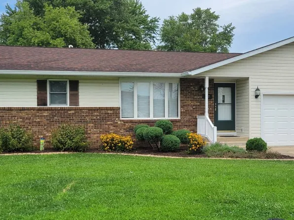 307 Iva Ave, Newton, IL 62448