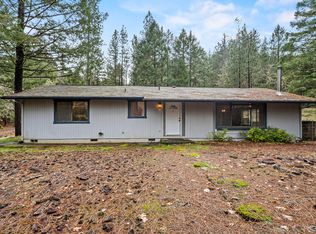 415 Colin Rd, Grants Pass, OR 97527