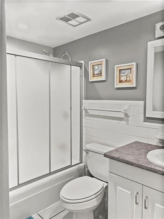 221 SE 9th Avenue #103, photo 6