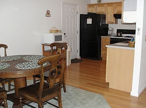 Kitchen/dining area