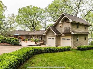 3638 S Lakeshore Dr, Byrnes mill, MO 63051