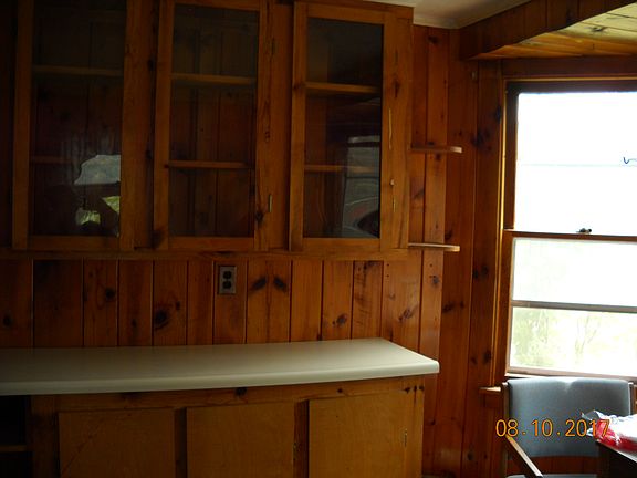 Built in hutch by bay window