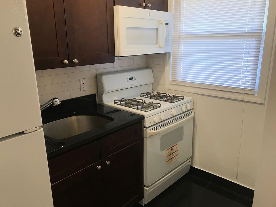 1st image of 1 Stevens St APT 12