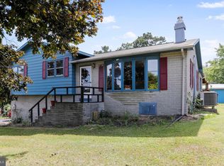 1080 Tallow Hill Rd, Chambersburg, PA 17202