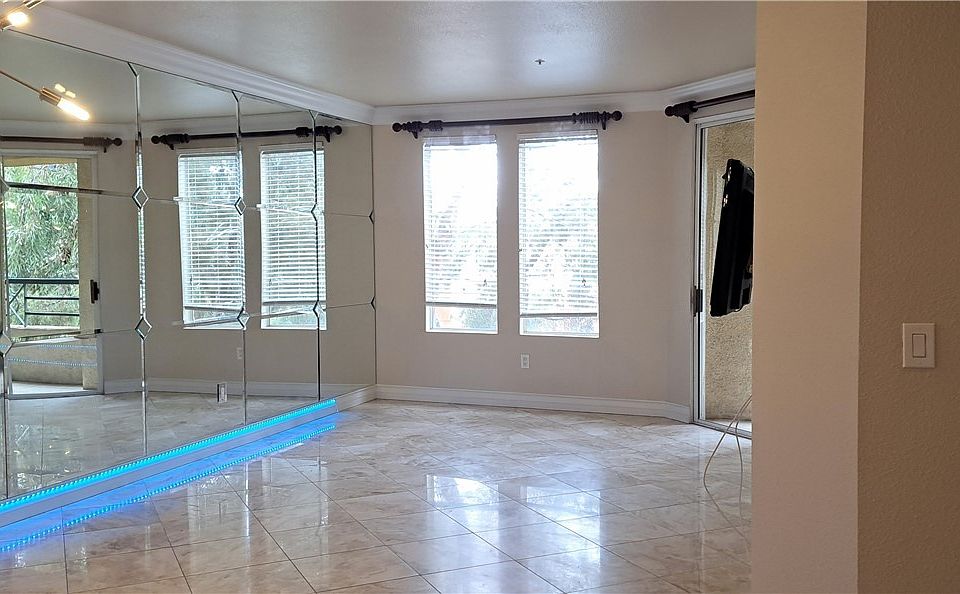 1st image of 270 E Flamingo Rd Unit 227