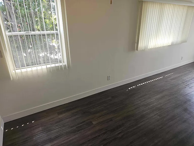 White Oak Ave — Photo 35