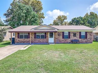 1406 Lampkin St, Bossier City, LA 71111