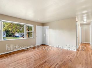 1364 Farmview Ave, Saint Louis, MO 63138