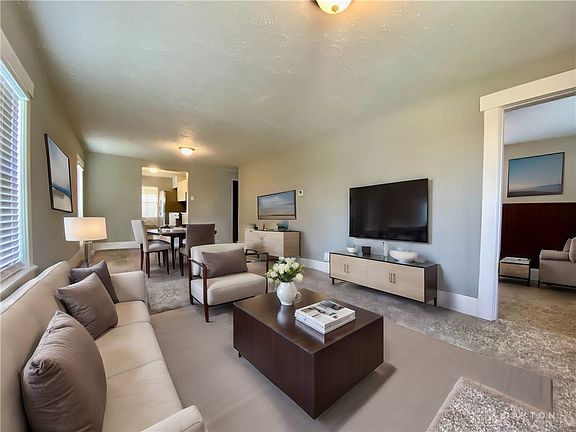 5th image of 3032 Linden Ave