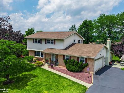 2831 Vista Dr N, Coplay, PA, 18037