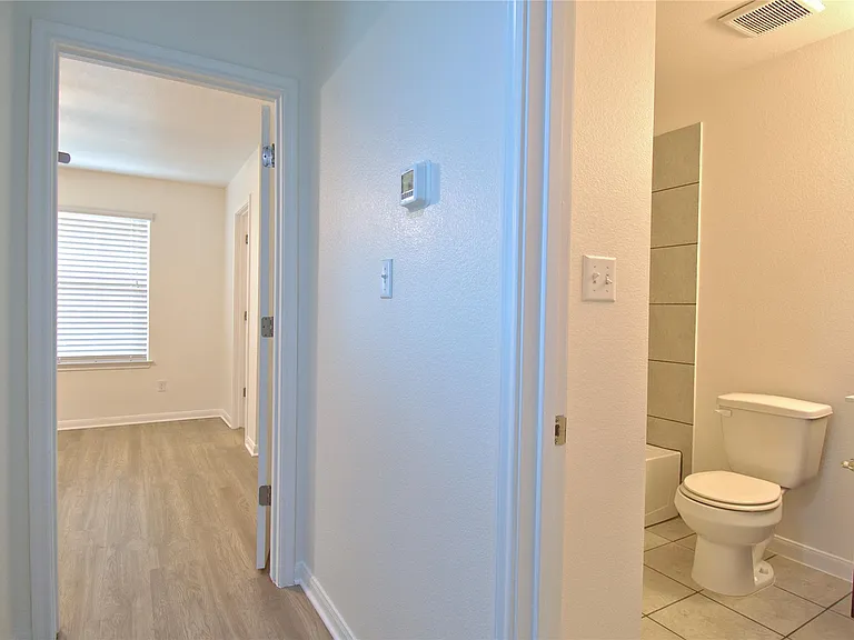 4711 Giordano Dr — Photo 9
