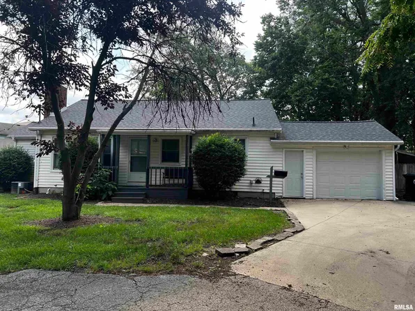 505 1/2 Bowles St, Normal, IL 61761