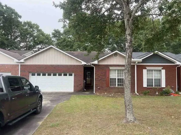 169 Candle Brook Dr, Dothan, AL 36303