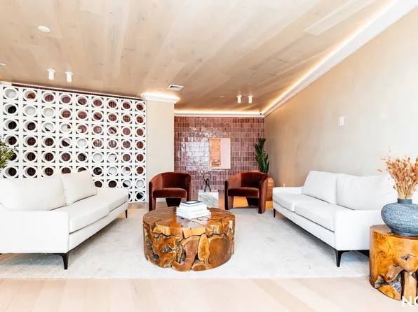 828 Metropolitan Avenue image 11 of 14