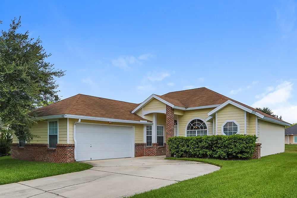 3 bed, 2.0 bath, 1500 sqft, $1,775 — Photo 1