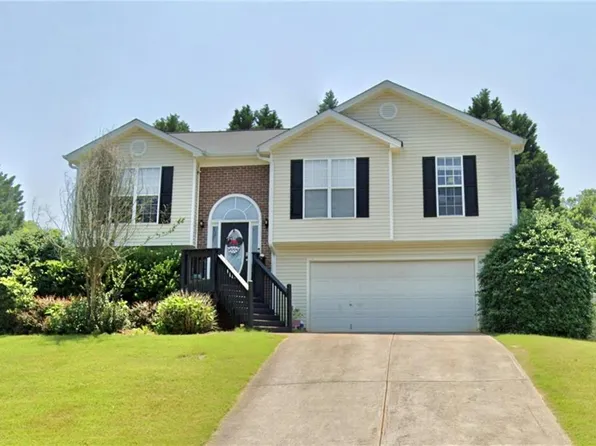 285 Natchez Cir, Winder, GA 30680