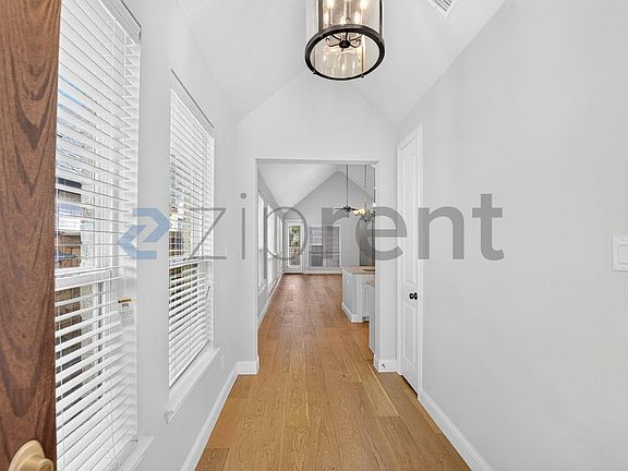 4th image of 15621 Fringe Tree Rd